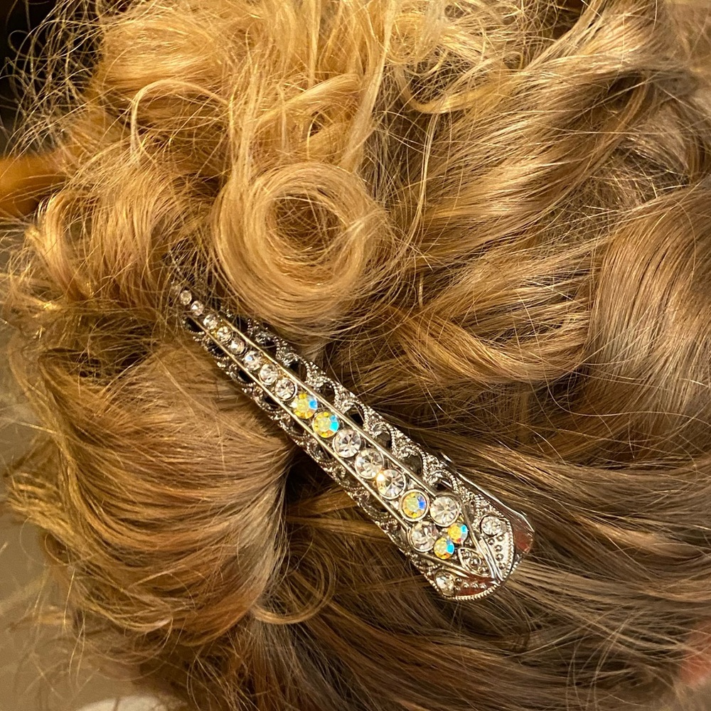 Silver and crystal hair clip - Picture 1 of 3